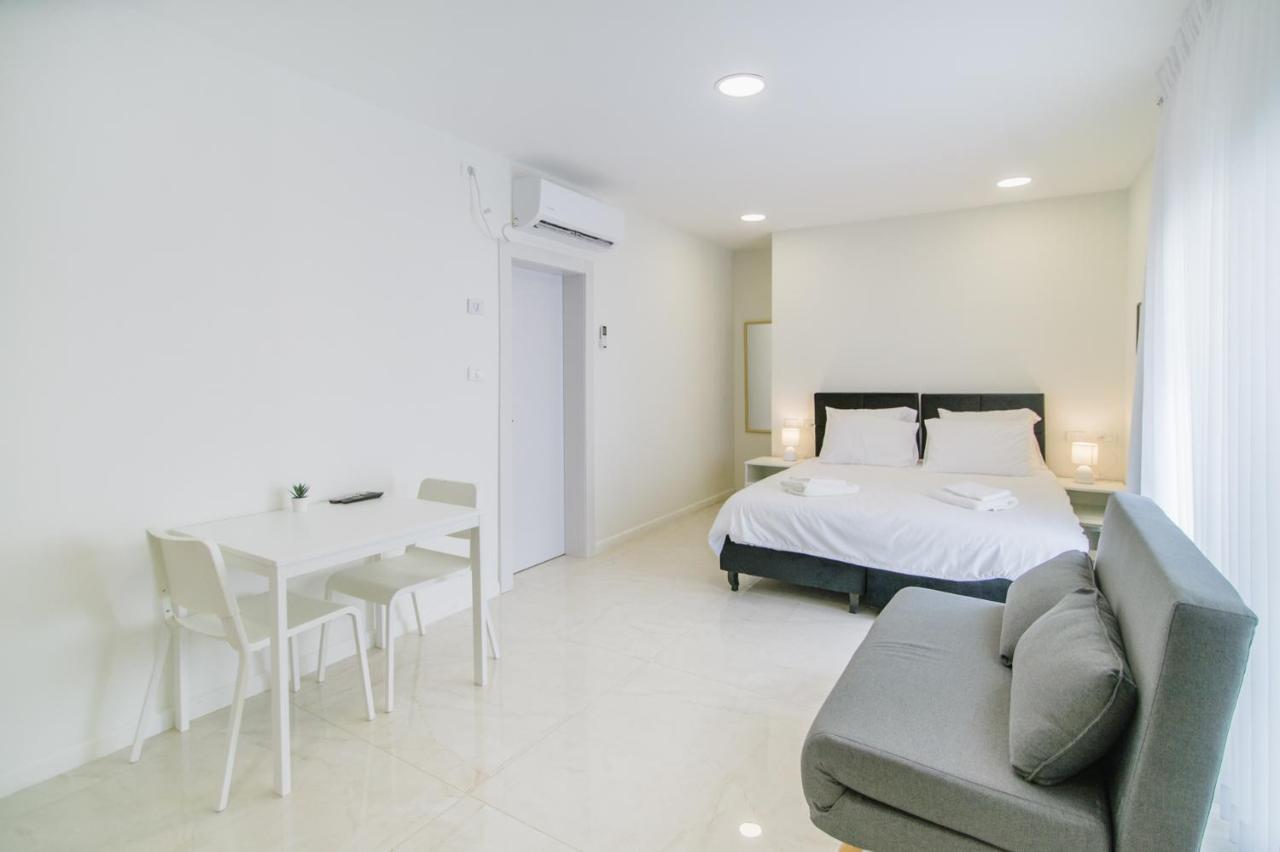 Olala Desert Shades Apartments ネヴェ・ゾハール エクステリア 写真