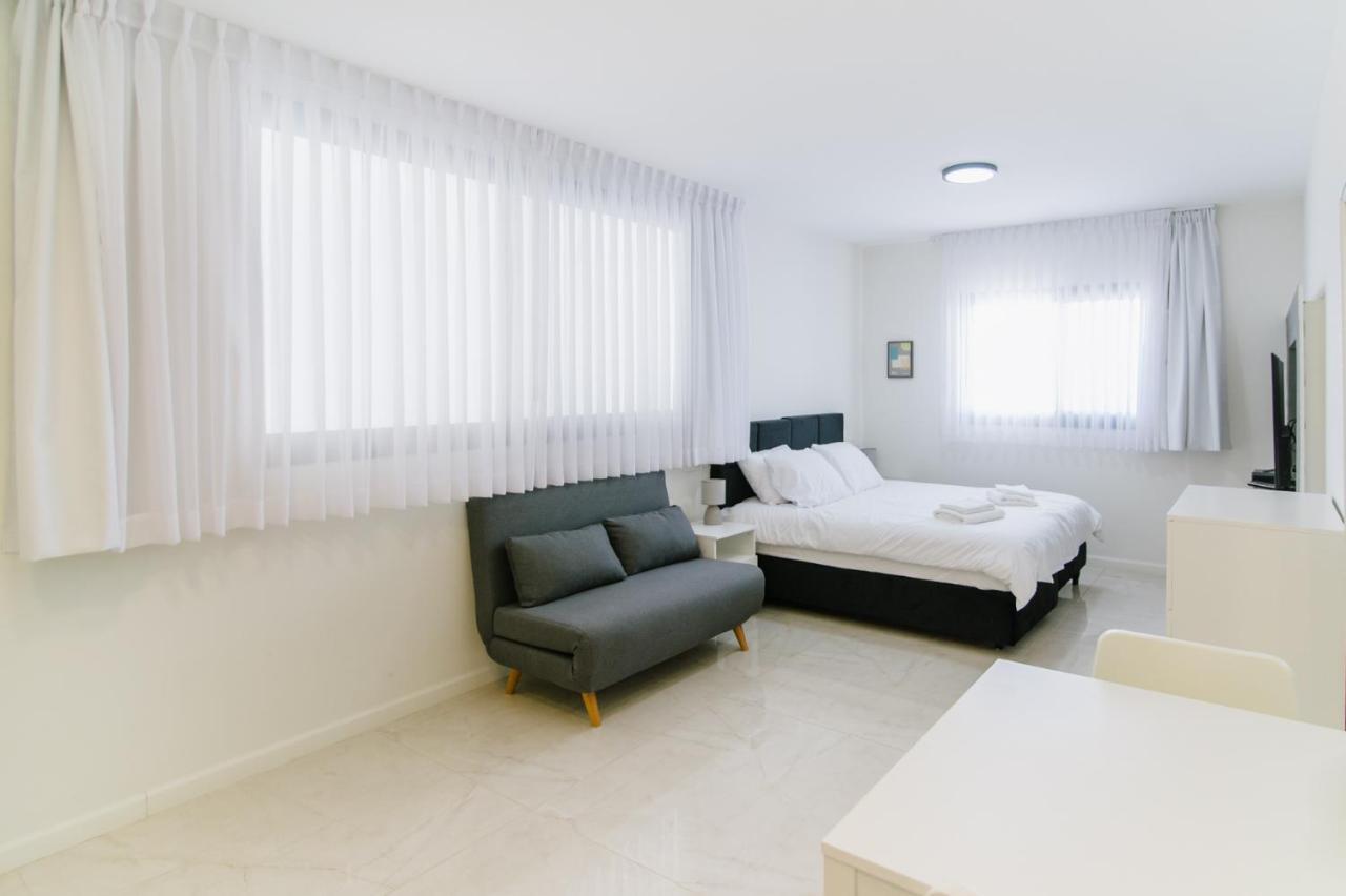 Olala Desert Shades Apartments ネヴェ・ゾハール エクステリア 写真