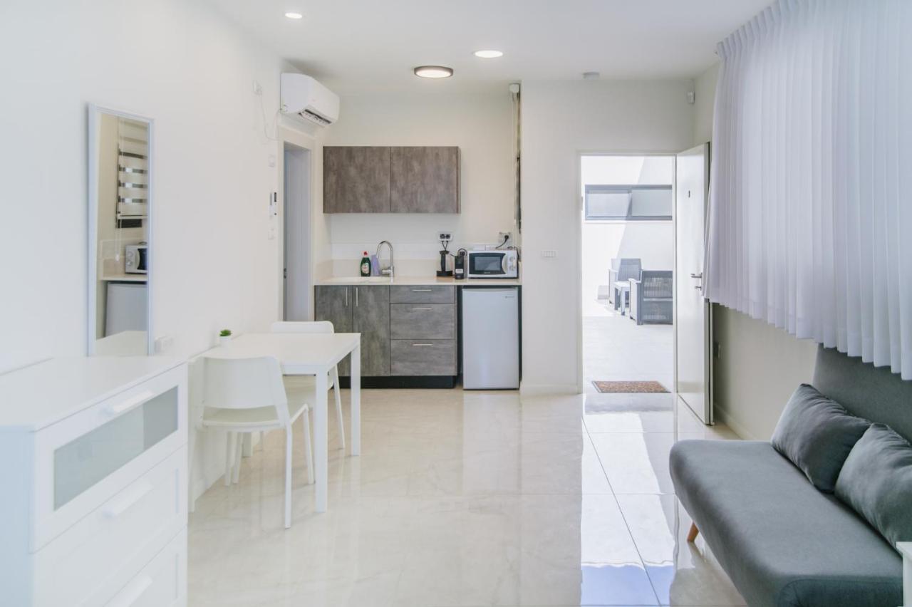 Olala Desert Shades Apartments ネヴェ・ゾハール エクステリア 写真