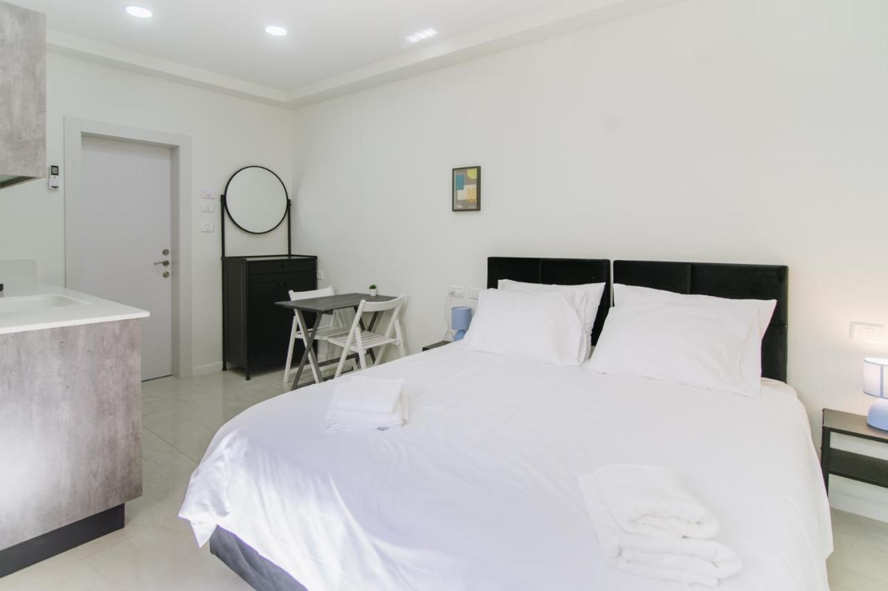Olala Desert Shades Apartments ネヴェ・ゾハール エクステリア 写真