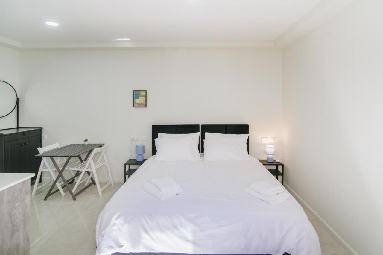 Olala Desert Shades Apartments ネヴェ・ゾハール エクステリア 写真