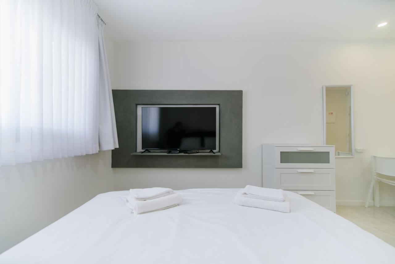 Olala Desert Shades Apartments ネヴェ・ゾハール エクステリア 写真