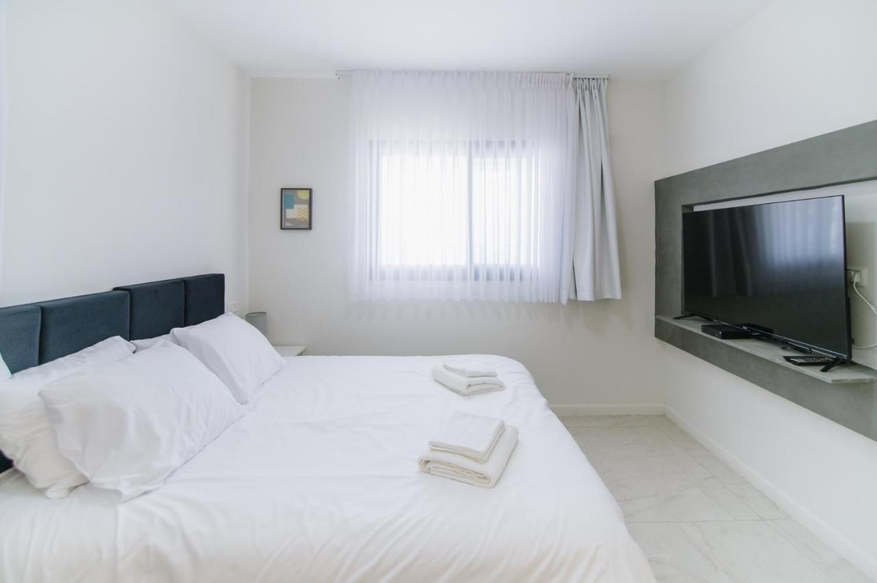 Olala Desert Shades Apartments ネヴェ・ゾハール エクステリア 写真